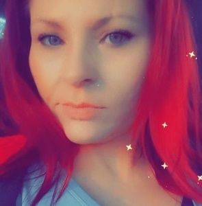 Meet your Posher, Becka